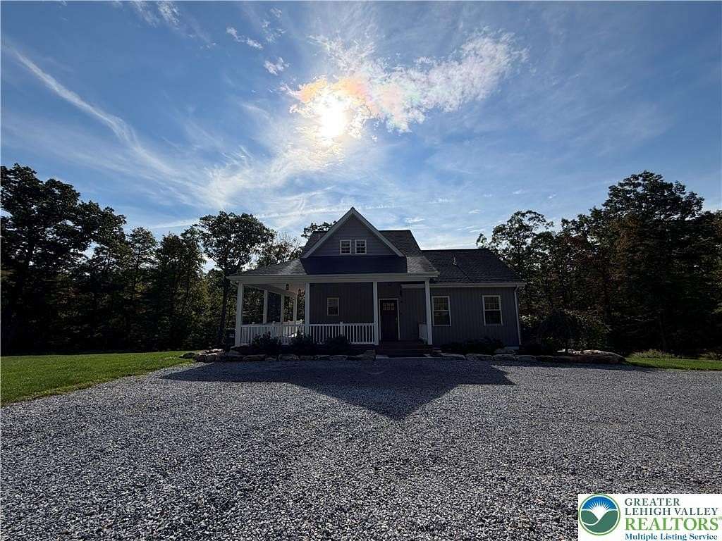 5.1 Acres of Land with Home for Lease in Lynn Township, Pennsylvania