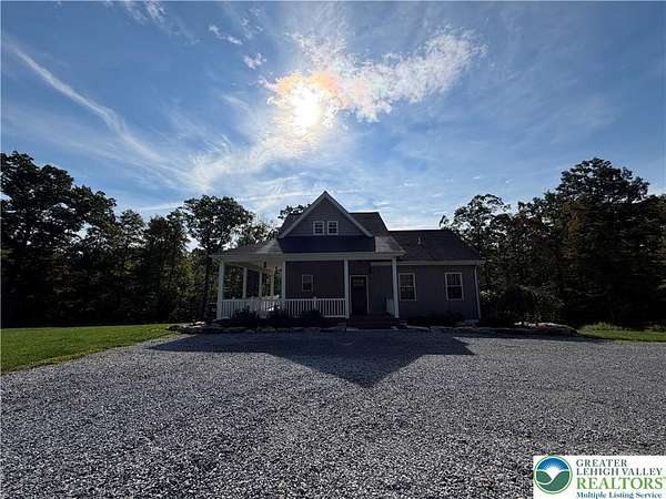 5.1 Acres of Land with Home for Lease in Lynn Township, Pennsylvania