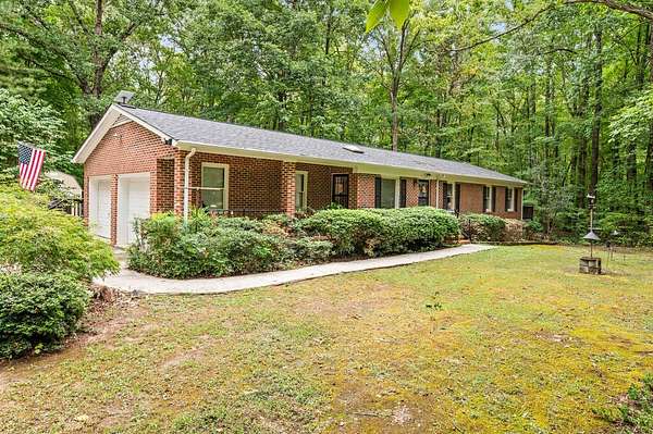 5.25 Acres of Land with Home for Sale in Meherrin, Virginia