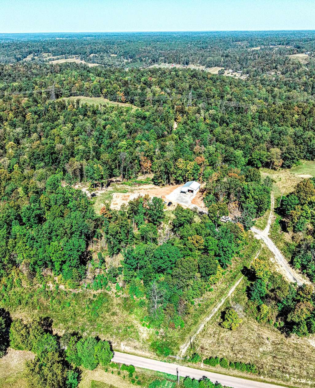 95 Acres of Recreational & Residential Land for Sale in Vanleer, Tennessee