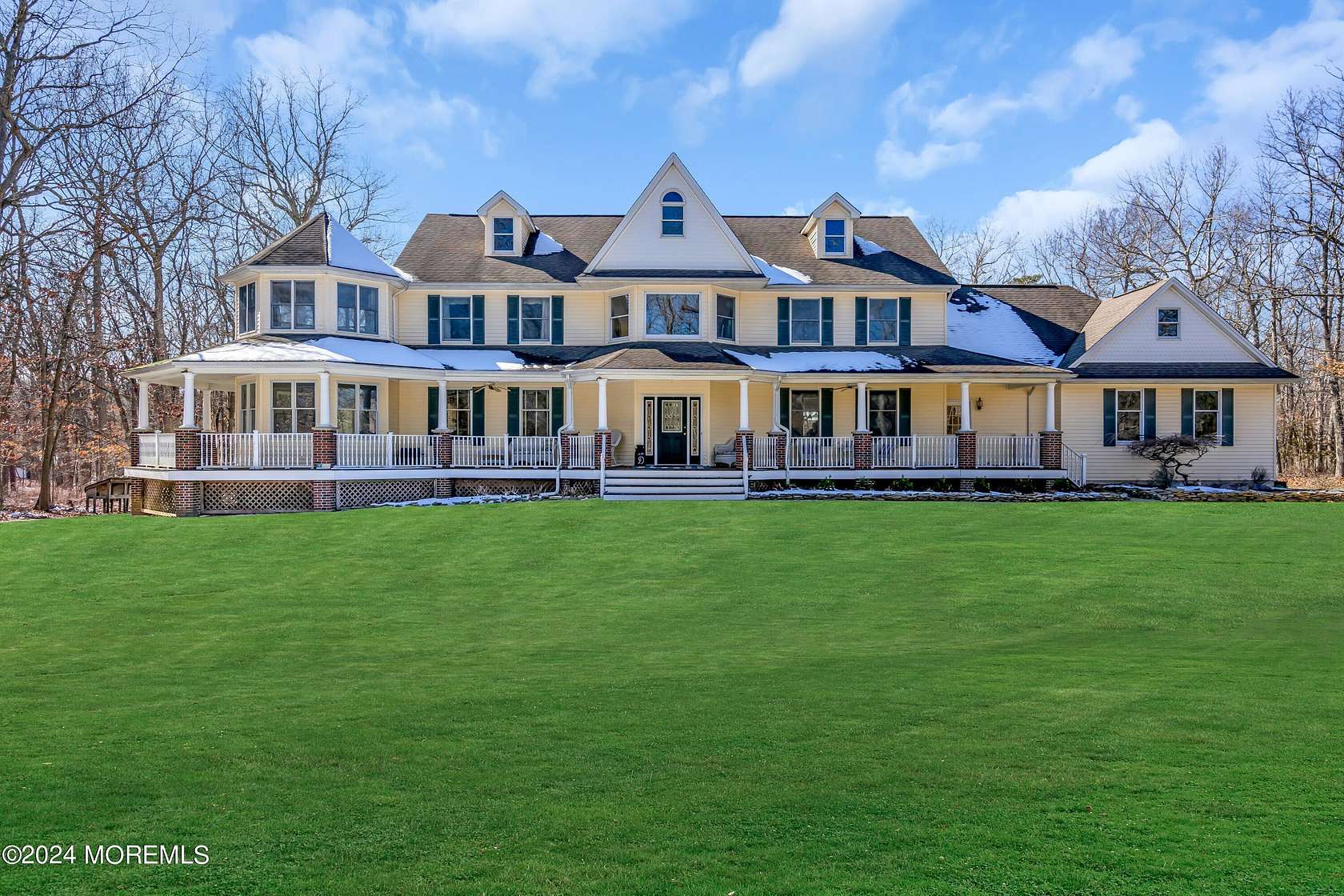 2.38 Acres of Land with Home for Sale in Jackson Township, New Jersey