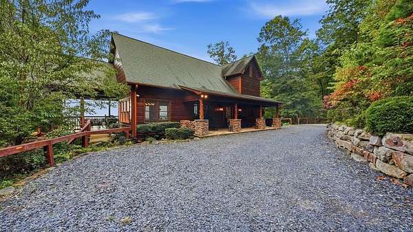 9.54 Acres of Land with Home for Sale in Mineral Bluff, Georgia