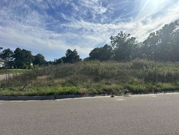 1.16 Acres of Residential Land for Sale in Ham Lake, Minnesota