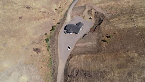 40 Acres of Land for Sale in Pilot Rock, Oregon