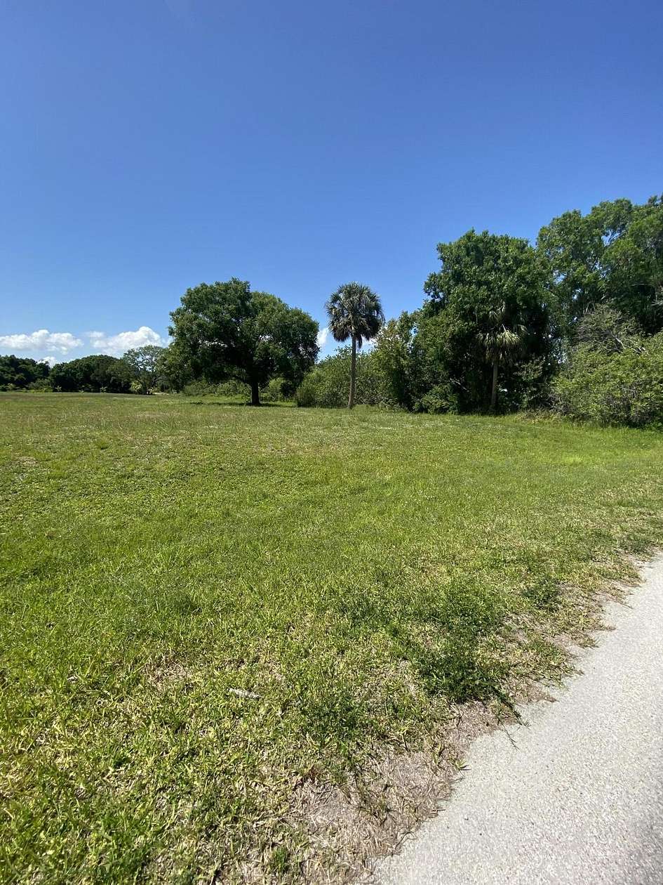 0.29 Acres of Residential Land for Sale in Okeechobee, Florida