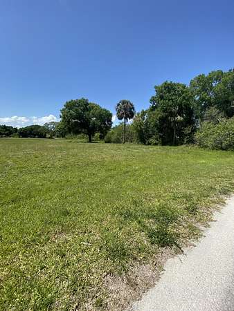 0.29 Acres of Residential Land for Sale in Okeechobee, Florida