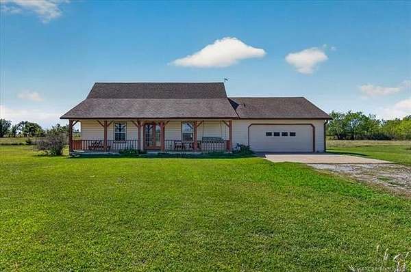 10 Acres of Land with Home for Sale in Nowata, Oklahoma