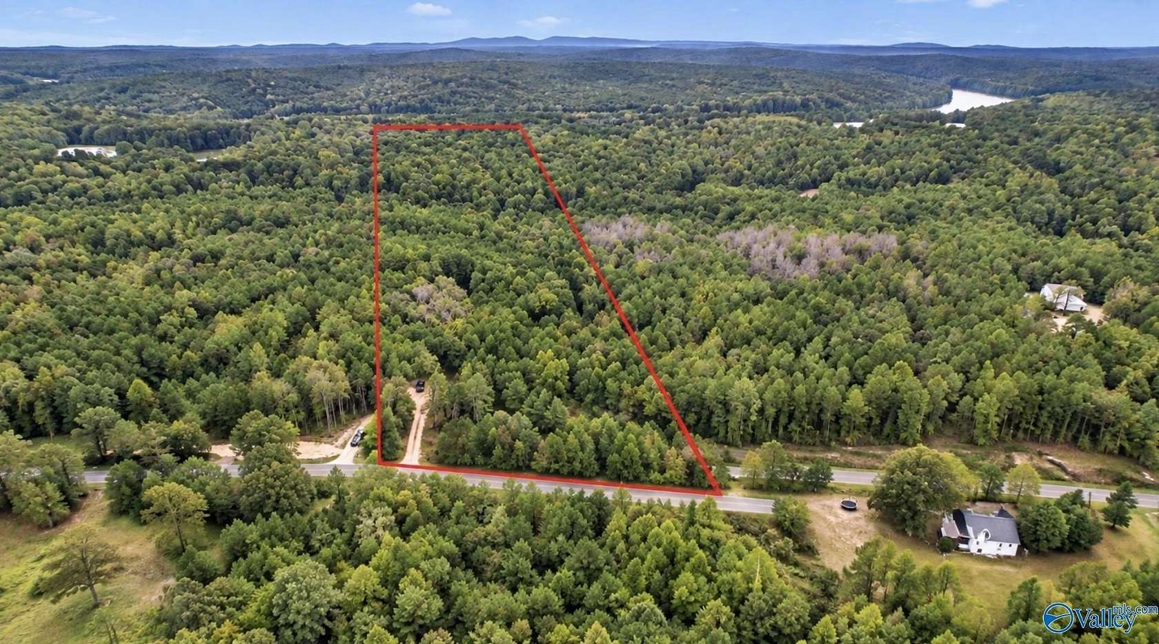 8 Acres of Land for Sale in Ragland, Alabama
