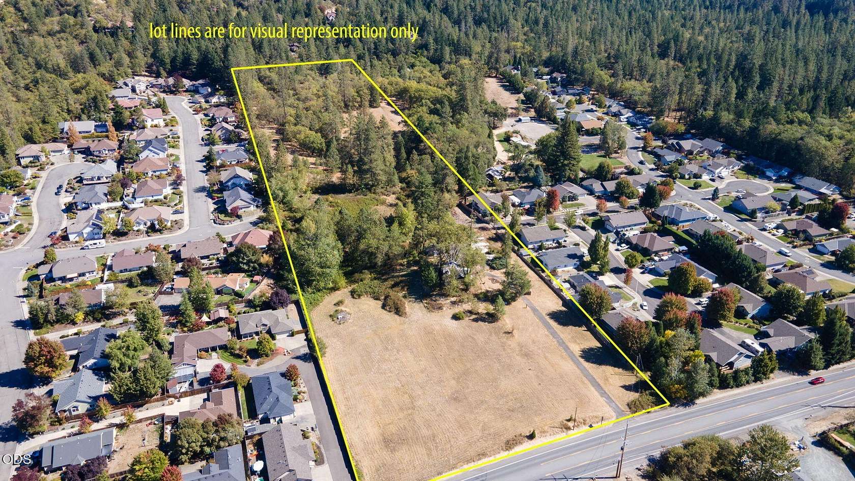 10.7 Acres of Land for Sale in Grants Pass, Oregon