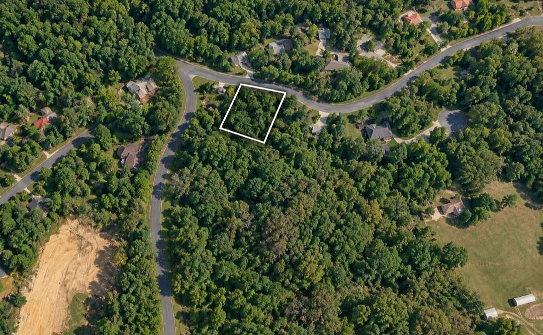 1 Acre of Residential Land for Sale in Sevierville, Tennessee