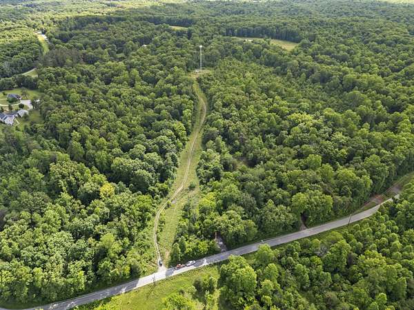10.4 Acres of Land for Sale in Fairview, Tennessee