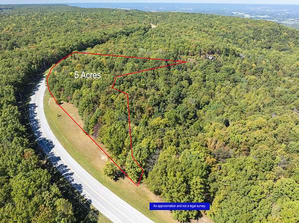 5 Acres of Residential Land for Sale in Belvidere, Tennessee