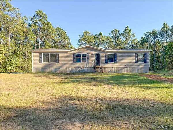 6.33 Acres of Land with Home for Sale in Wetumpka, Alabama