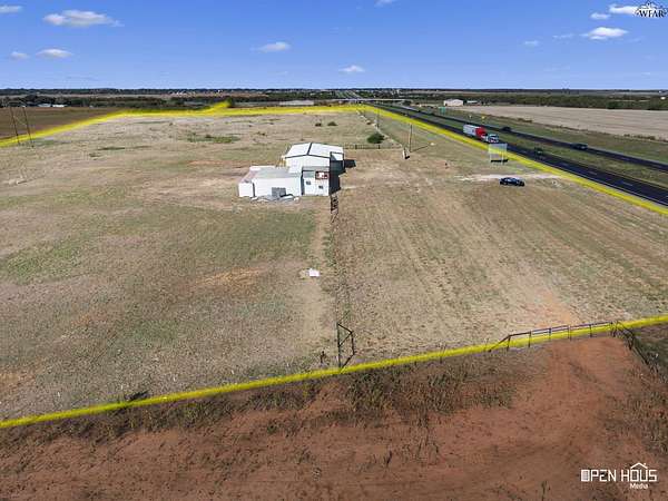 20 Acres of Commercial Land for Sale in Iowa Park, Texas