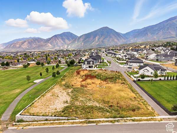 0.9 Acres of Residential Land for Sale in Elk Ridge, Utah