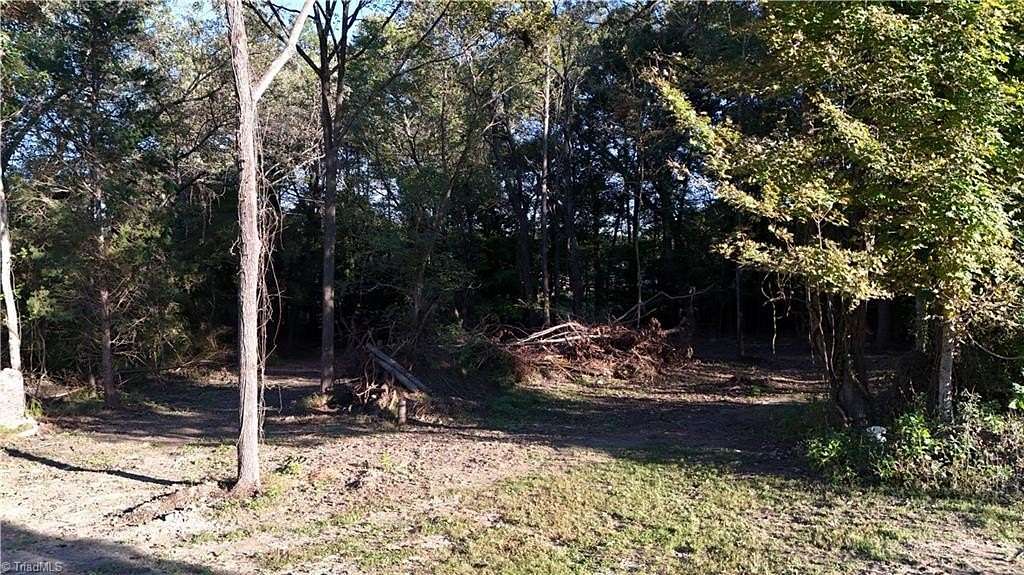 1 Acre of Residential Land for Sale in Mount Airy, North Carolina