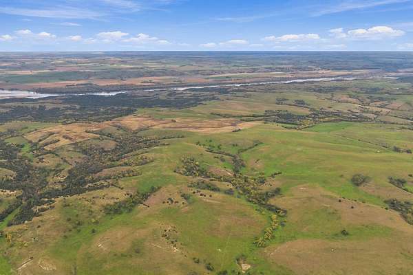 845 Acres of Land for Sale in Lynch, Nebraska