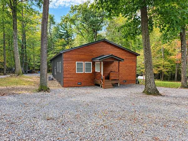 6.6 Acres of Land with Home for Sale in Pleasantville, Pennsylvania