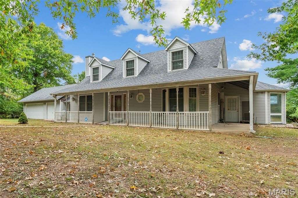 13 Acres of Land with Home for Sale in St. Clair, Missouri