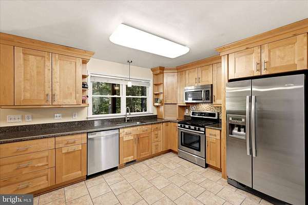 5 Acres of Land with Home for Sale in Fredericksburg, Virginia