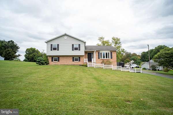 1.52 Acres of Land with Home for Sale in York, Pennsylvania