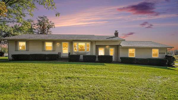16.4 Acres of Land with Home for Sale in Manchester, Michigan