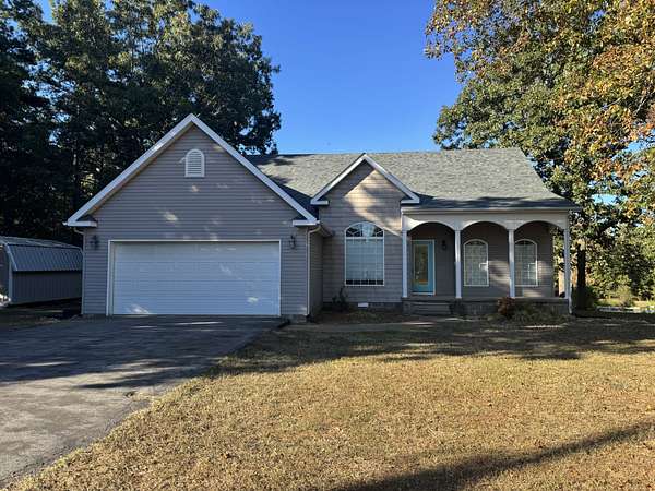 3.17 Acres of Land with Home for Sale in Hohenwald, Tennessee