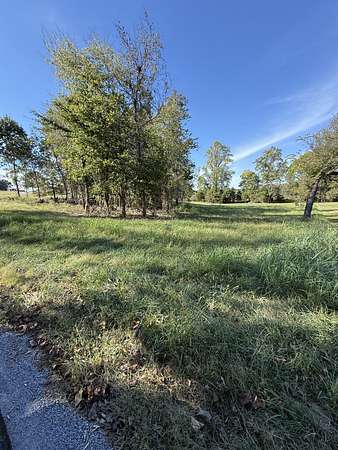 1.5 Acres of Land with Home for Sale in Erin, Tennessee