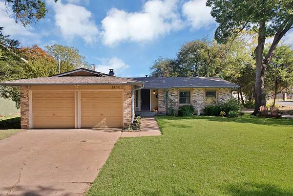 2 Acres of Land with Home for Lease in Richardson, Texas