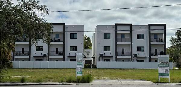 0.54 Acres of Residential Land for Sale in Tampa, Florida