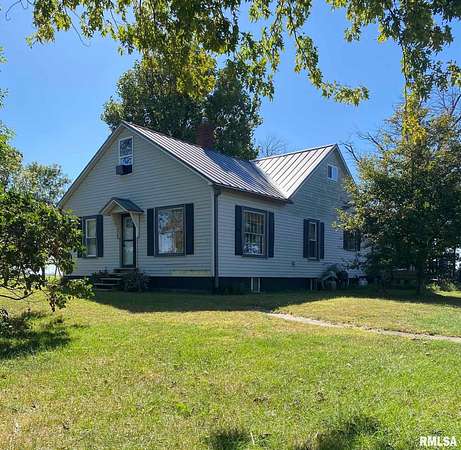 2.52 Acres of Land with Home for Sale in Virden, Illinois