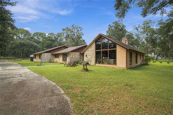 4 Acres of Land with Home for Sale in Ocala, Florida