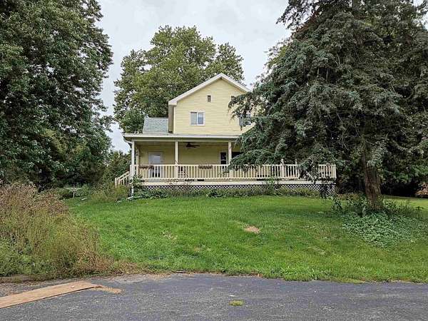 4.69 Acres of Land with Home for Sale in Pearl City, Illinois