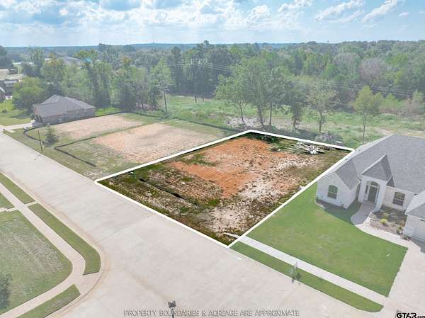0.34 Acres of Residential Land for Sale in Lindale, Texas