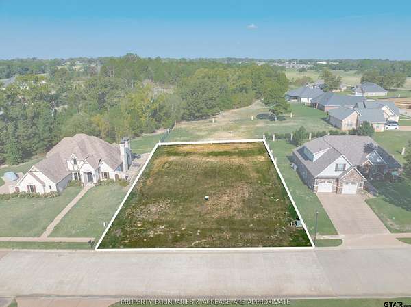 0.34 Acres of Residential Land for Sale in Lindale, Texas