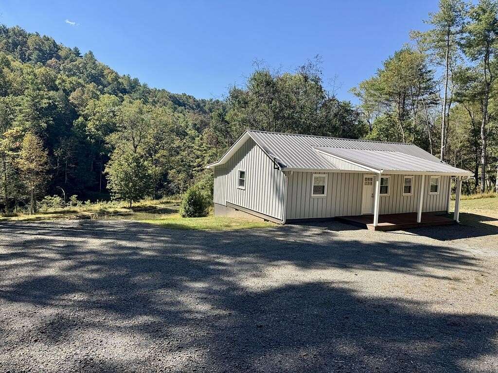 1.8 Acres of Land with Home for Sale in Woodlawn, Virginia