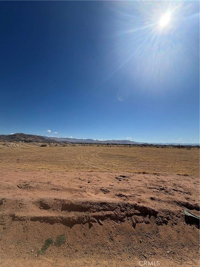 4.28 Acres of Land for Sale in Apple Valley, California