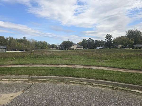 0.26 Acres of Residential Land for Sale in Mauston, Wisconsin