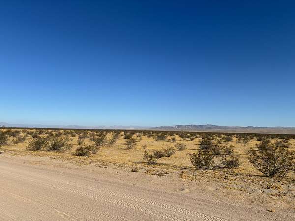 10 Acres of Recreational & Residential Land for Sale in Newberry Springs, California