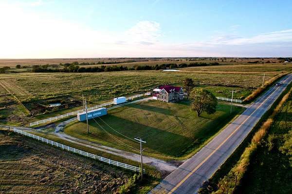 638 Acres of Land for Auction in Allen, Kansas