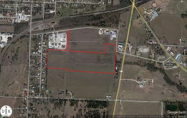 30 Acres of Land for Sale in Whitesboro, Texas