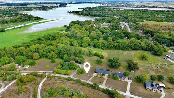 0.55 Acres of Residential Land for Sale in Waxahachie, Texas