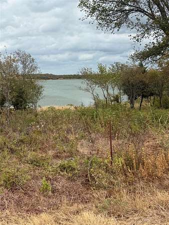 2 Acres of Residential Land for Sale in Sanger, Texas