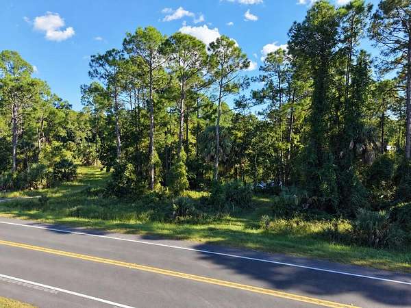 2.3 Acres of Mixed-Use Land for Sale in Suwannee, Florida