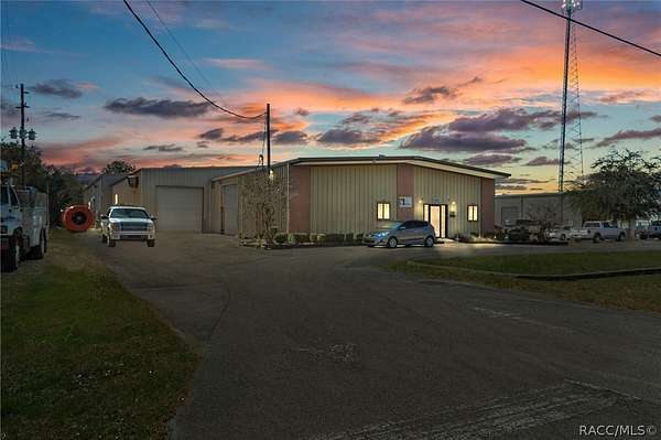 2.34 Acres of Improved Commercial Land for Lease in Homosassa, Florida