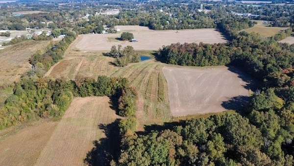 57.9 Acres of Agricultural Land for Sale in Lewisburg, Kentucky
