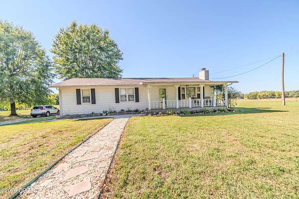 14 Acres of Land with Home for Sale in Carthage, Missouri