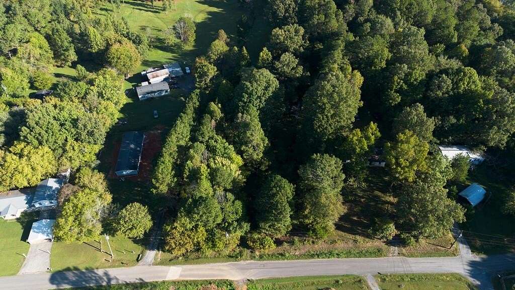 1.29 Acres of Residential Land for Sale in Dalton, Georgia