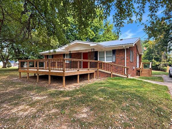 2.52 Acres of Land with Home for Sale in Central City, Kentucky