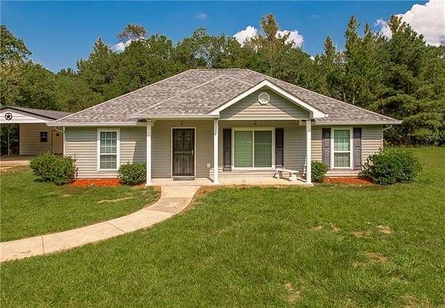 1.57 Acres of Land with Home for Sale in Hammond, Louisiana